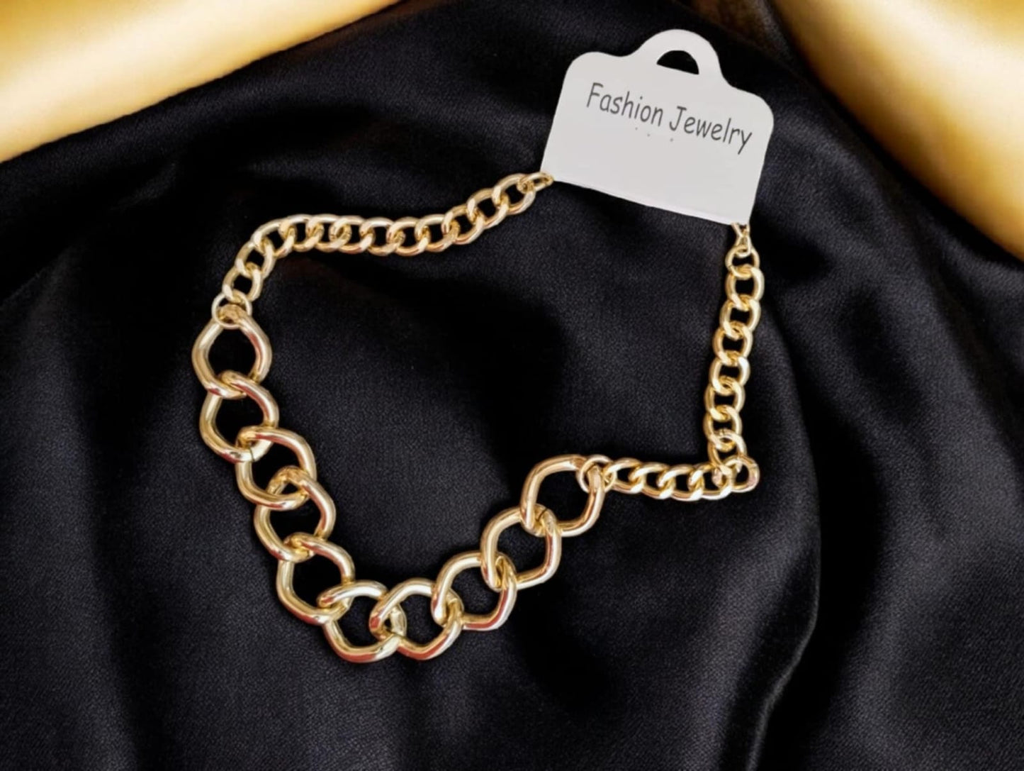 Collar en baño de Rodio